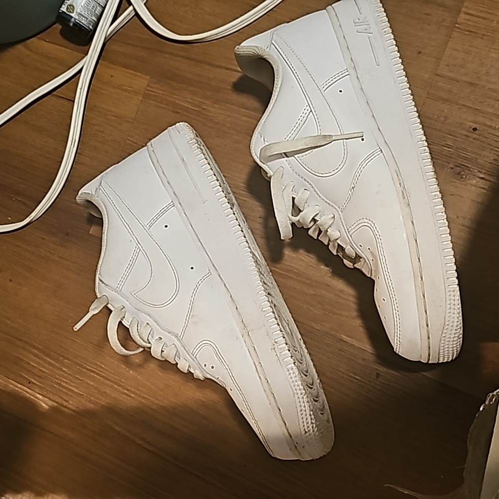 Air Forces - image 1